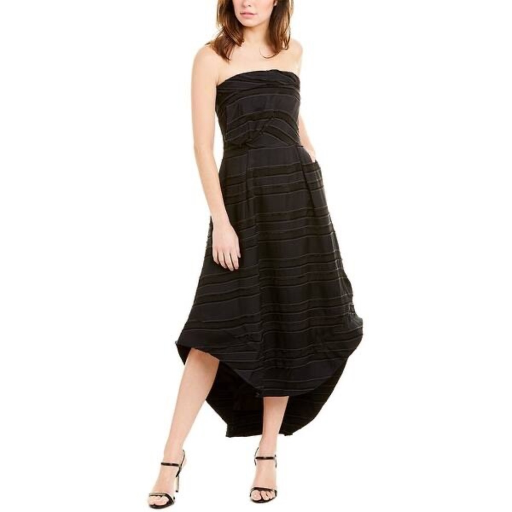 Solitude gown
